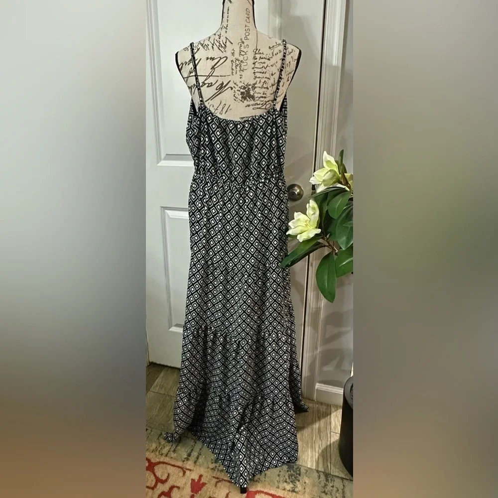 ✨ MICHAEL Michael Kors Maxi Dress – Green, White & Black, - Picture 11 of 14